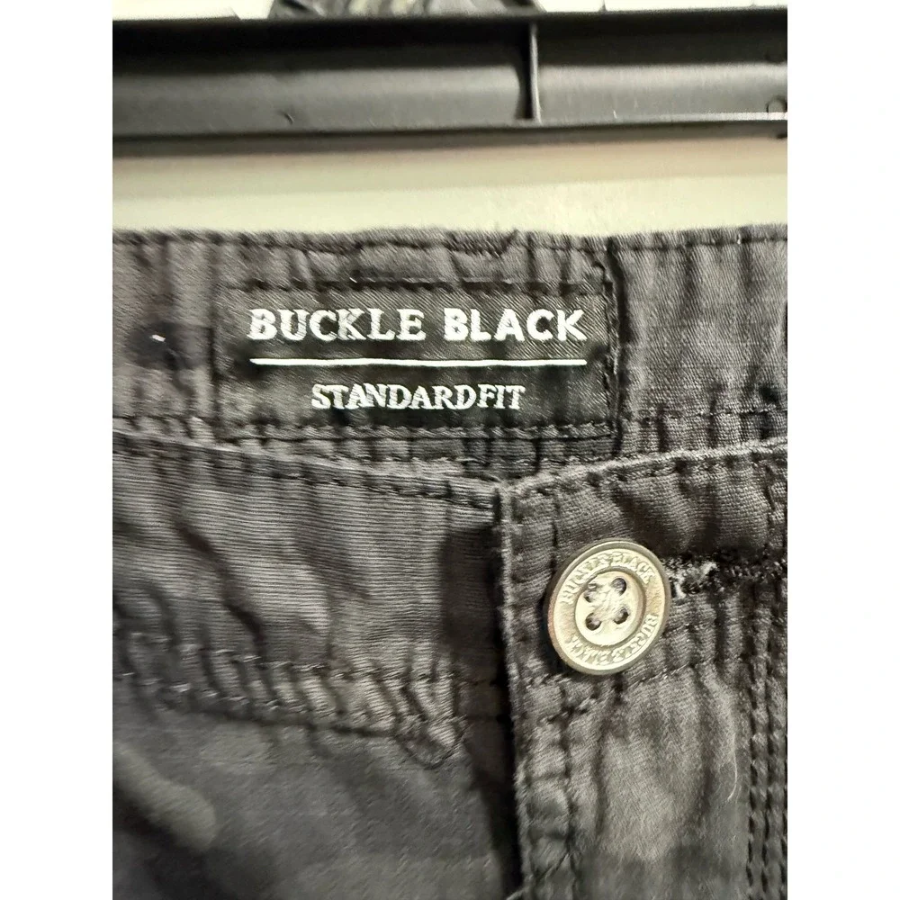 Buckle Black buckle black